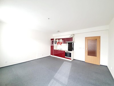 Pronájem bytu 1+kk 35 m²