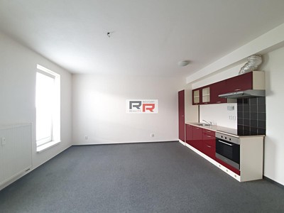 Pronájem bytu 1+kk 35 m²
