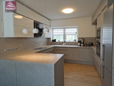Prodej  vícegeneračního domu 198 m², pozemek 642 m²
