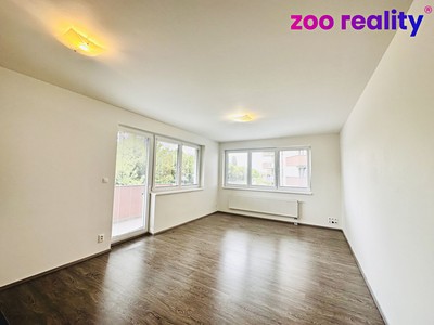 Pronájem bytu 1+kk 32 m²