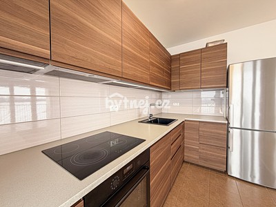 Pronájem bytu 2+kk 71 m² (Jednopodlažní)