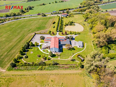 Prodej  památky 2 000 m², pozemek 38 522 m²