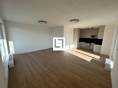 Pronájem bytu 3+kk 85 m²